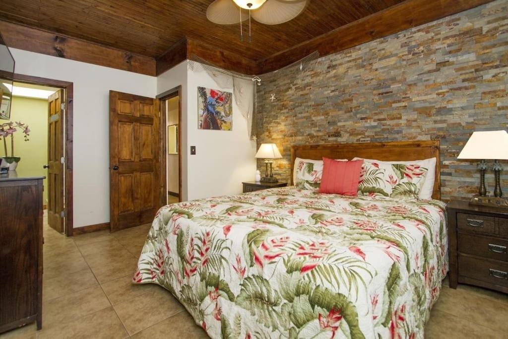 Hawaiian King Aparthotel Honolulu Luaran gambar